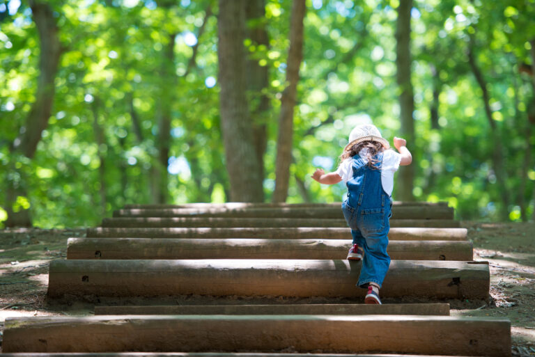 子どもの肌を守る！あると便利な心強い紫外線対策グッズ15選